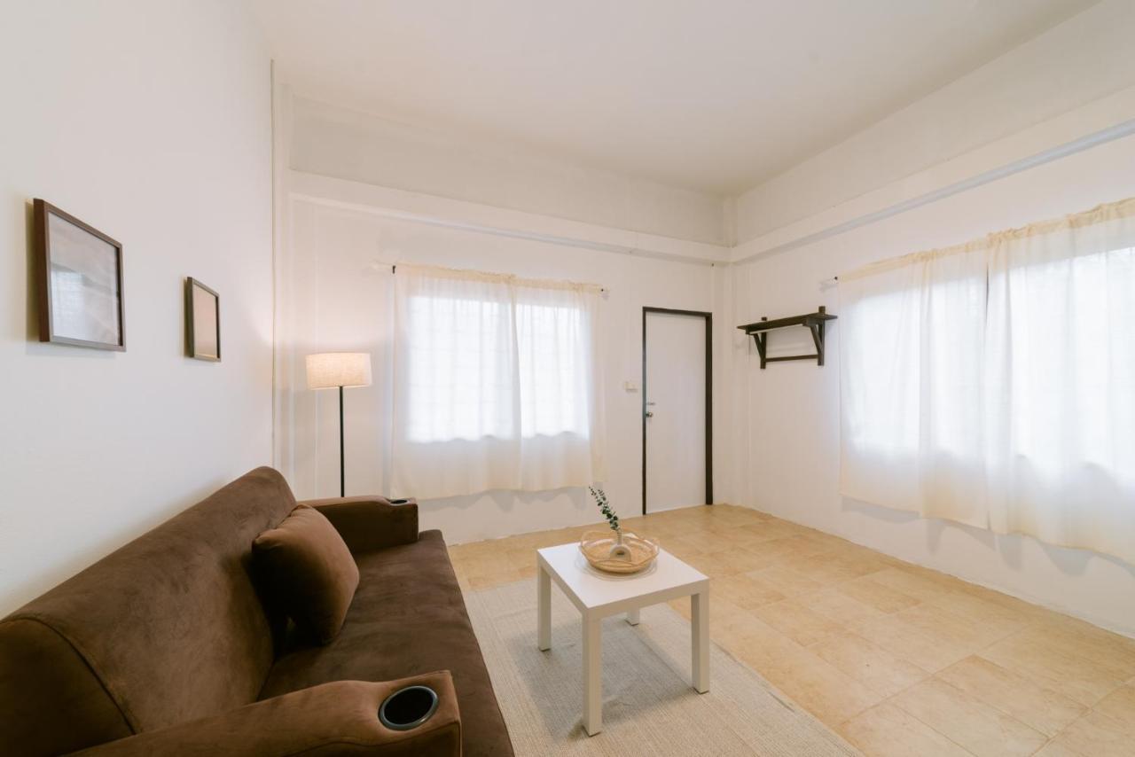 Homely Apartment *